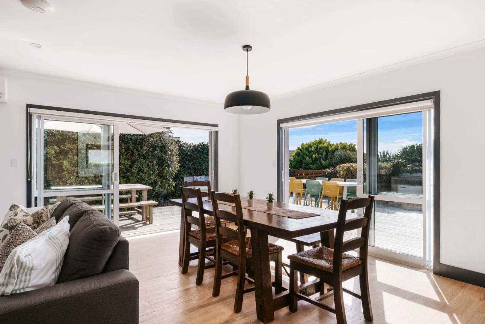 Вилла Seaside Beach Retreat - Outdoor Living Маунт-Маунгани Экстерьер фото