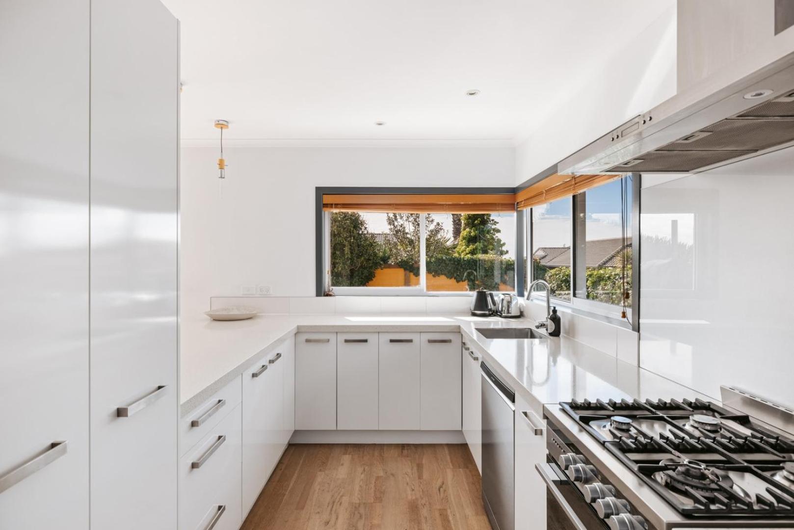 Вилла Seaside Beach Retreat - Outdoor Living Маунт-Маунгани Экстерьер фото